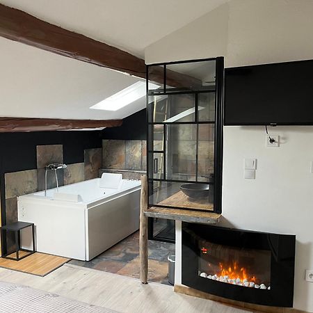 Duplex Lumineux Sur Gde Terrasse, Balneo Double, Parking Prive, Clim, Local Velos Entraigues-sur-la-Sorgue Buitenkant foto