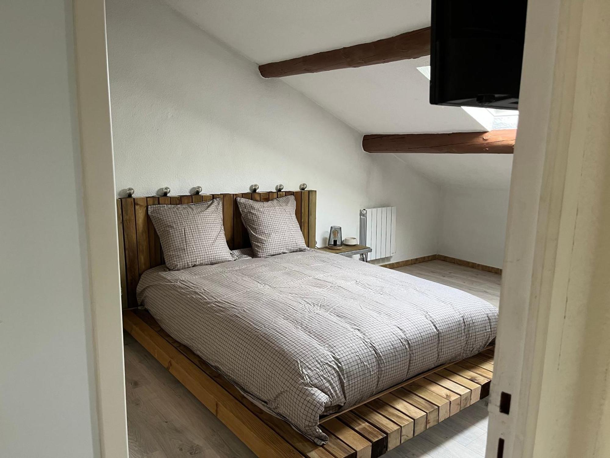 Duplex Lumineux Sur Gde Terrasse, Balneo Double, Parking Prive, Clim, Local Velos Entraigues-sur-la-Sorgue Buitenkant foto